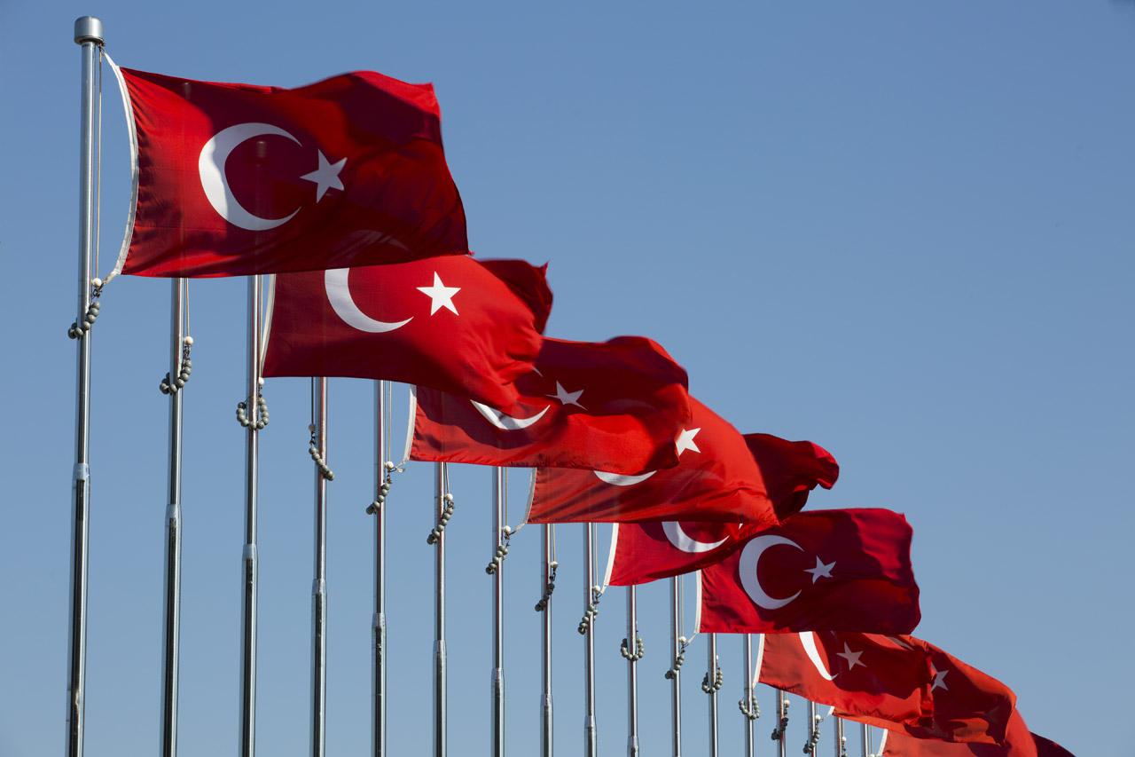 guzelce-reklam-bayrak-reklamlari