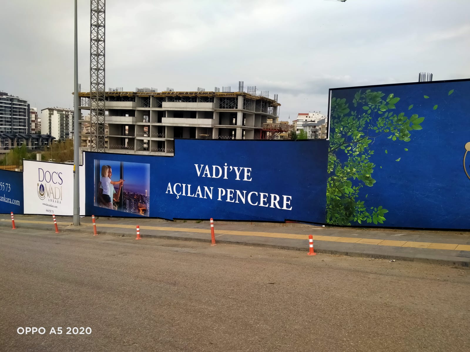 guzelce-reklam-insaat-site-reklamlari-foto-galeri (12) guzelce-reklam-insaat-site-reklamlari-foto-galeri (12)